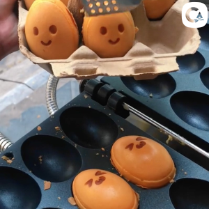 bánh trứng lòng đào