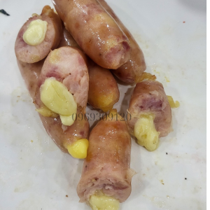 lạp xưởng phô mai