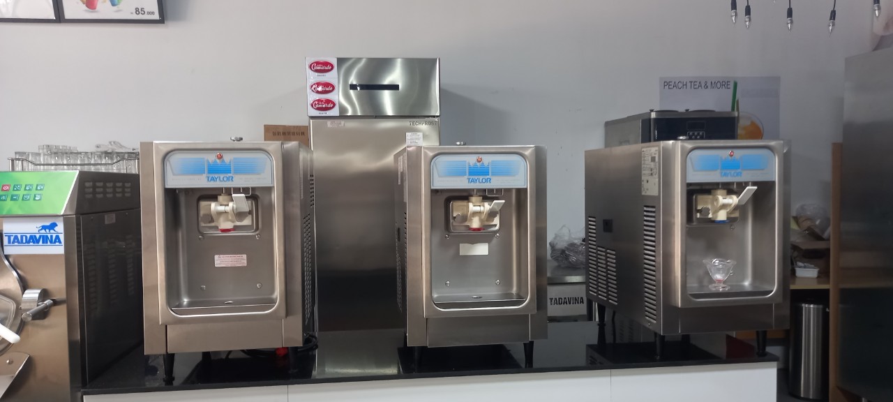 Máy làm kem Taylor 152 để bàn chính hãng cho quán cà phê